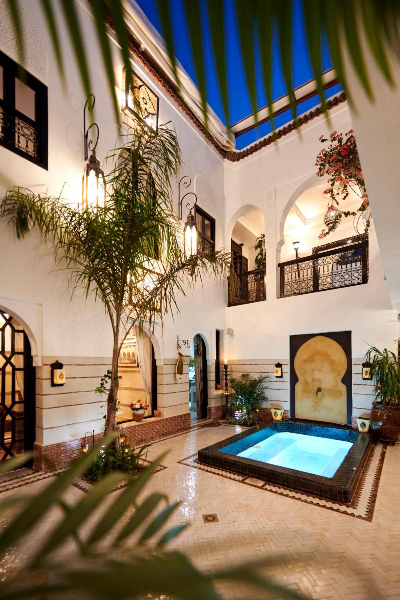 Riad Dar Amanza En Exclusivite Avec 4 Chambres Au Coeur De La Medina Marrakesz Zewnętrze zdjęcie