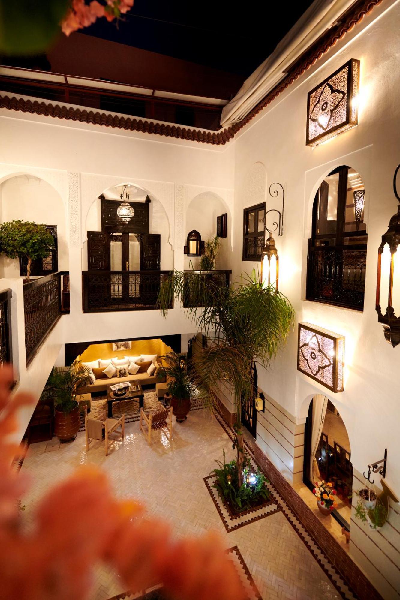 Riad Dar Amanza En Exclusivite Avec 4 Chambres Au Coeur De La Medina Marrakesz Zewnętrze zdjęcie